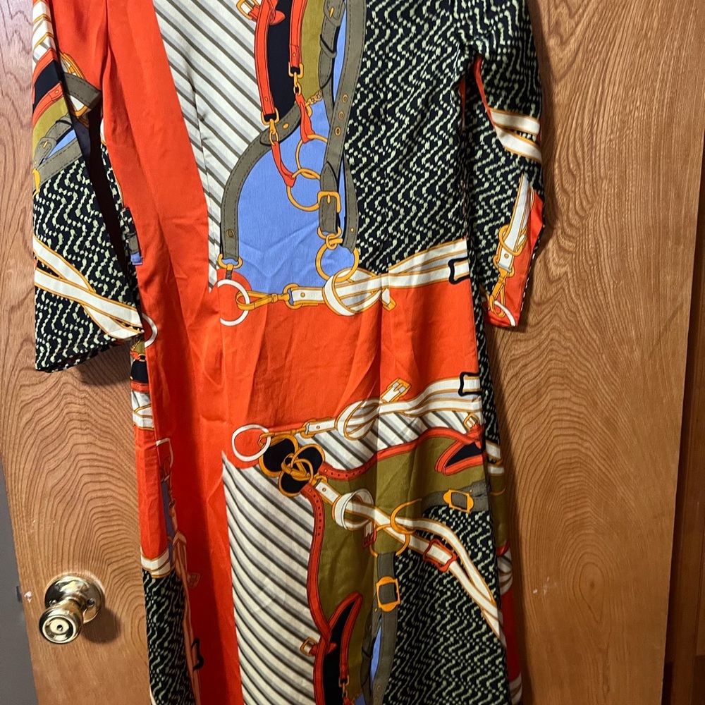 Colorful Patterned Button-Up Shirt - Picture 5 of 8